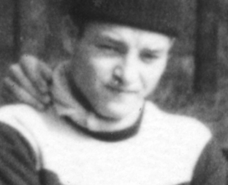 Lothar Lehmann: geboren am 28. Januar 1942, ertrunken am 26. November 1961 bei einem Fluchtversuch im Berliner Grenzgewässer, Aufnahme April 1961