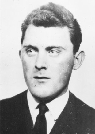 Paul Stretz: born on Feb. 28, 1935, shot dead on April 29, 1966 in the Berlin border waters (date of photo not known)