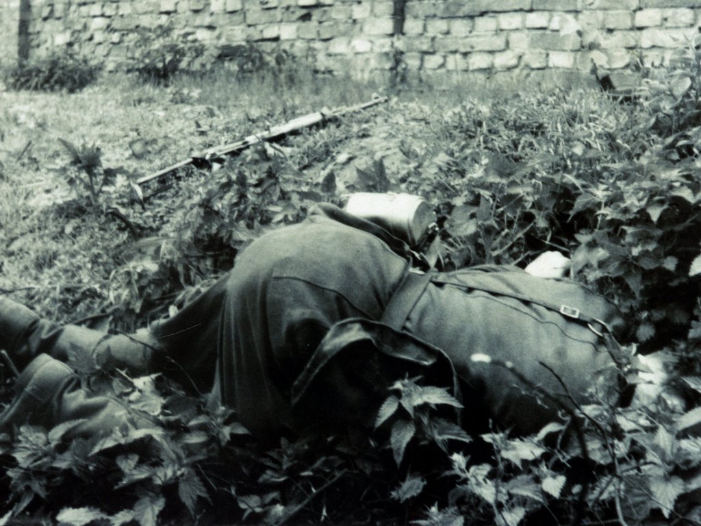 Peter Göring, shot dead at the Berlin Wall: fatally injured when shots were fired at a fugitive. The border guard was struck by a ricochet bullet fired from the pistol of a West Berlin police officer (May 23, 1962)