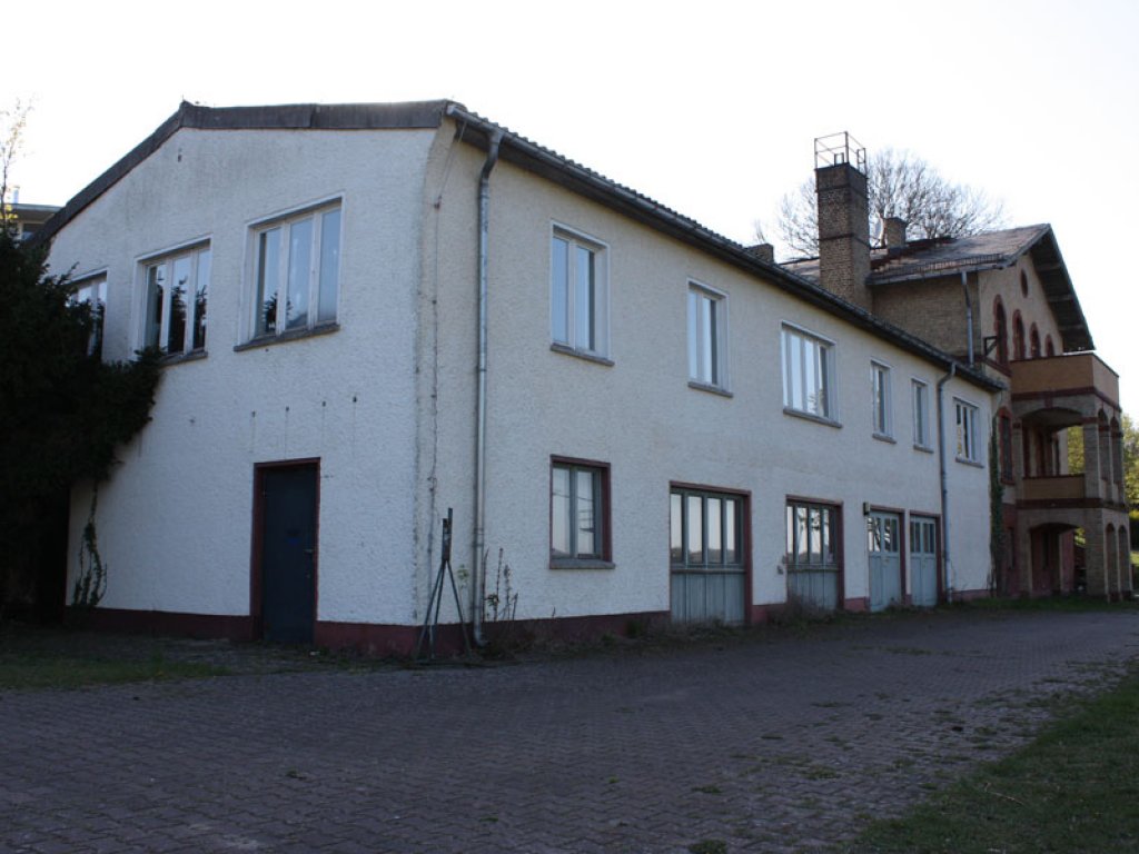 Dienstgebäude der DDR-Grenztruppen am DDR-Wasser-Grenzübergang Nedlitz in Potsdam; Aufnahme 2015