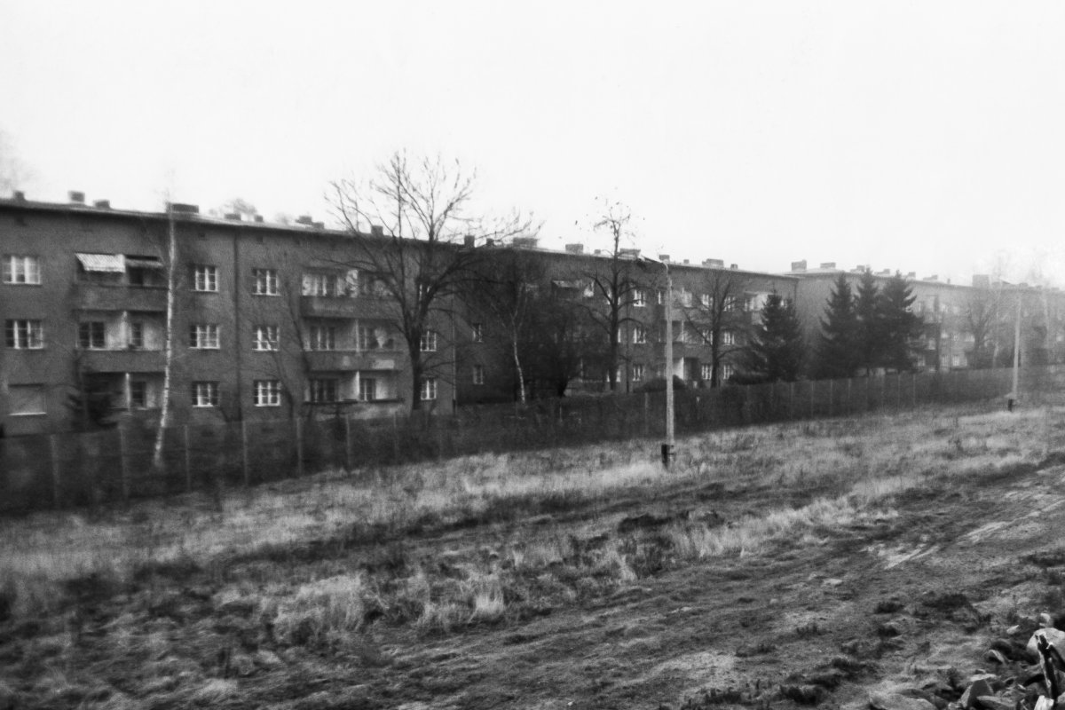 Zwischen Teltow-Seehof und Lichterfelde-Süd, Ostpreußendamm / Philipp-Müller-Allee (heute Lichterfelder Allee, Aufnahme 1980er Jahre
