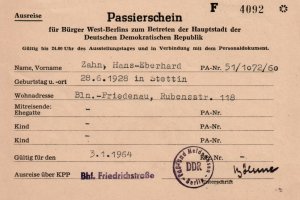 Passierschein des West-Berliners Hans-Eberhard Zahn für einen Besuch in Ost-Berlin am 3. Januar 1964, Stiftung Berliner Mauer