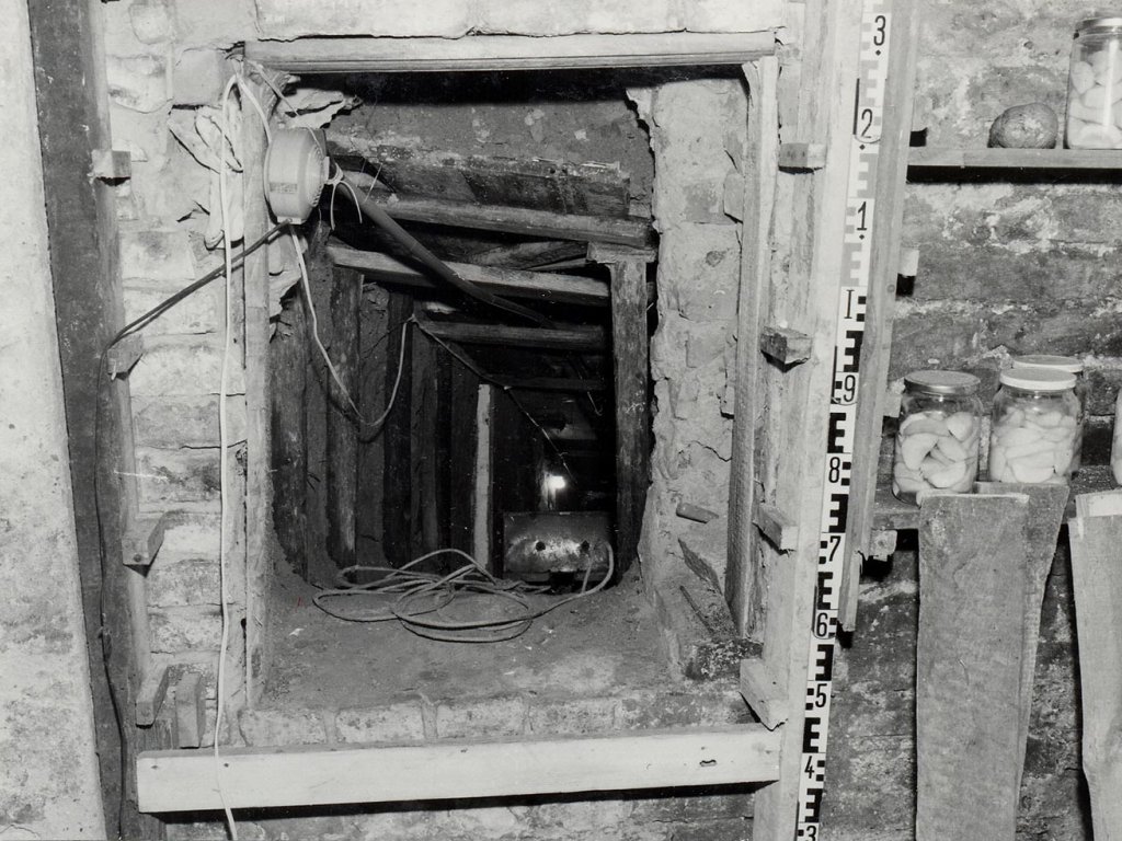 Blick in den Tunnel: Gescheiterte Tunnel- und Ballonflucht von Sigridshorst (Teltow) nach West-Berlin, 22. April 1982