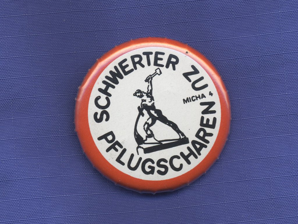 Button der DDR-Friedensbewegung