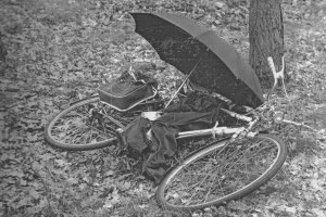 Adolf Philipp, shot dead at the Berlin Wall: West Berlin police photo of site where his bike was found at the Oberjägerweg in the Spandauer Forst (photo: May 6, 1964)