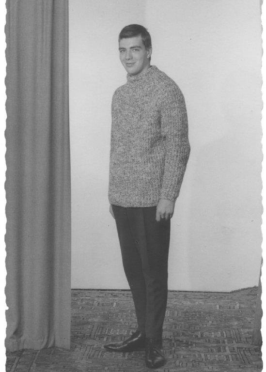 Heinz Müller: born on May 16, 1943, shot dead at the Berlin Wall on June 19, 1970 (date of photo not known)