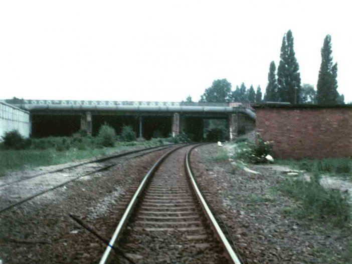 Lothar Fritz Freie, shot at the Berlin Wall and died from his injuries: MfS photo of the S-Bahn tracks in the direction of the Helmut-Just Bridge