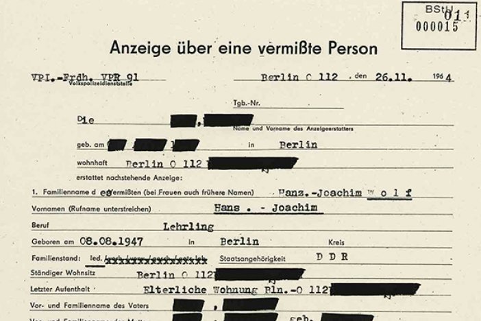 Hans-Joachim Wolf: Vermisstenanzeige der Eltern von Hans-Joachim Wolf bei der Ost-Berliner Volkspolizei, 26. November 1964  Hans-Joachim Wolf: Vermisstenanzeige der Eltern von Hans-Joachim Wolf bei der Ost-Berliner Volkspolizei, 26. November 1964