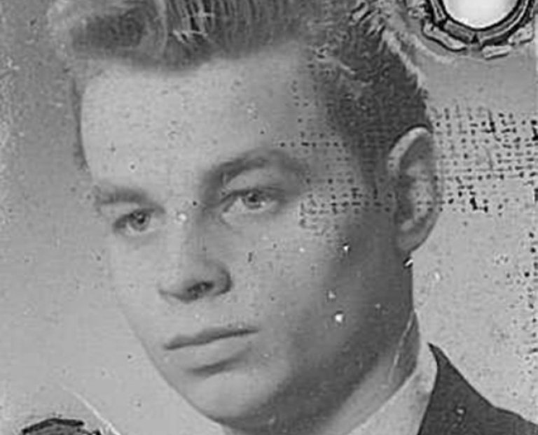 Hans-Joachim Zock: born on Jan. 26, 1940, drowned in the Berlin border waters in Nov. 14 and 17, 1970 (date of photo not known )