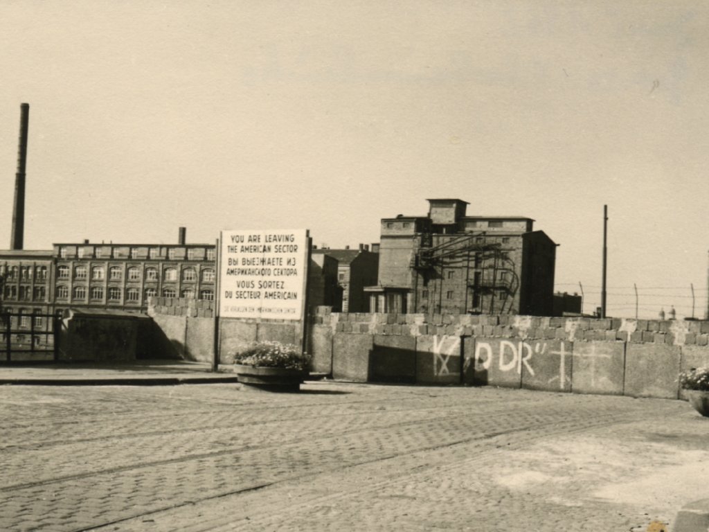 Der Mühlenspeicher von Kreuzberg aus