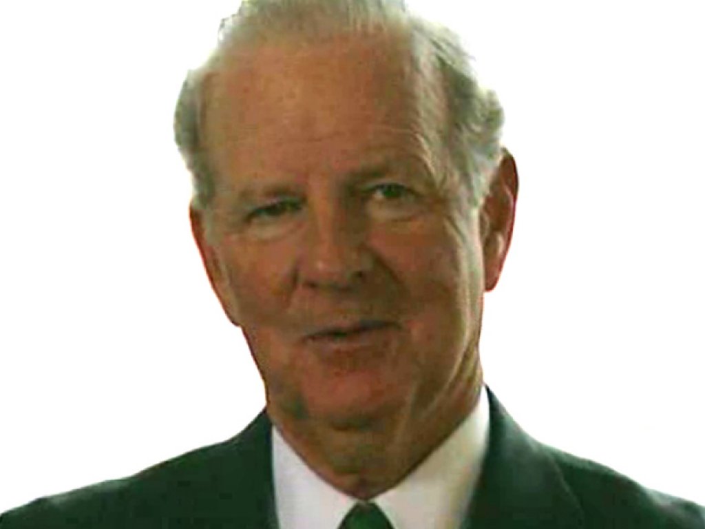 Filmstill, Porträtaufnahme von James Baker.