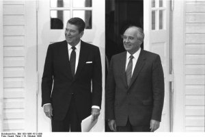 Treffen von Ronald Reagan und Michail Gorbatschow in Reykjavik, 12. Oktober 1986