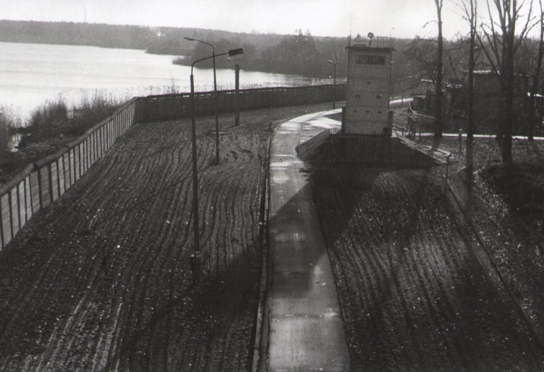 Führungsstelle der DDR-Grenztruppen, Nieder Neuendorf, an der Havel, Aufnahme 1980er Jahre