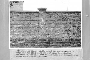 Peter Göring, erschossen an der Berliner Mauer: Foto der West-Berliner Polizei vom Tatort am Spandauer Schifffahrtskanal nahe der Sandkrugbrücke, 23. Mai 1962