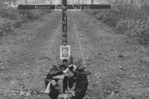 Memorial cross for Hans-Dieter Wesa at the Bornholmer Bridge in West Berlin, 6 November 1964