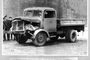 Klaus Brueske, shot dead at the Berlin Wall: West Berlin police photo of the escape car [April 18, 1962]