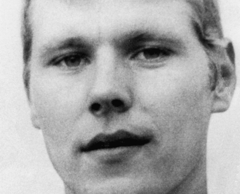 Hans-Jürgen Starrost: born on June 24, 1955, shot at the Berlin Wall on April 14, 1981 while trying to escape, died from his bullet wounds on May 16, 1981 (date of photo not known)