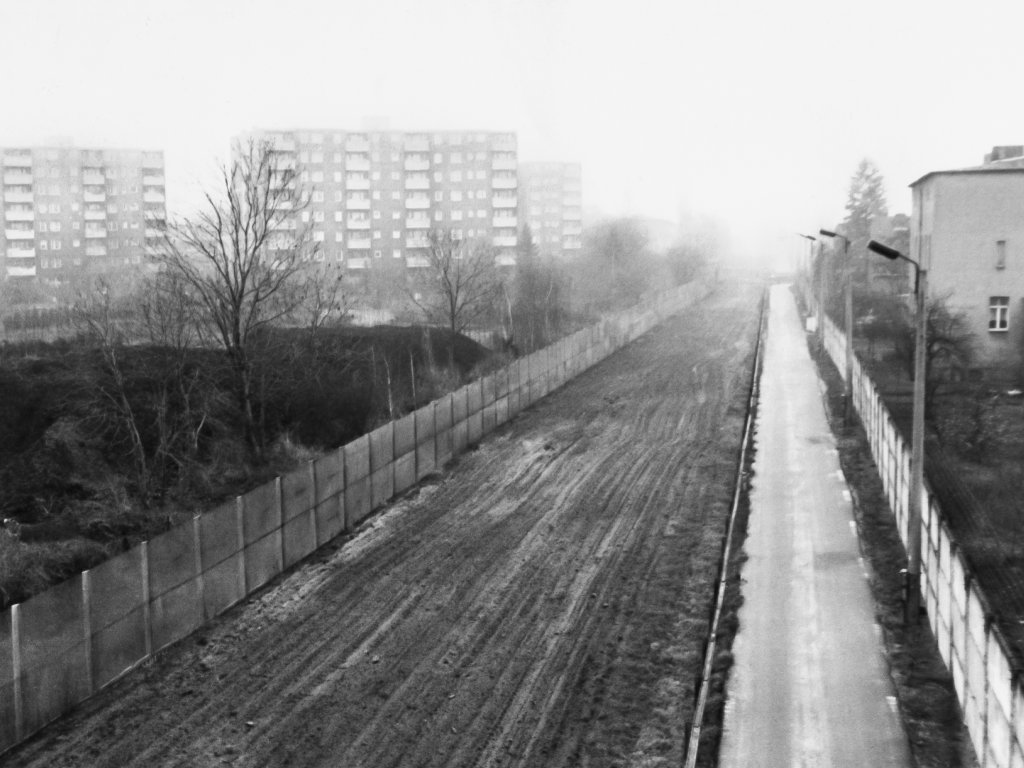 Zwischen Teltow-Seehof und Lichterfelde-Süd – Blick vom Teltowkanal Richtung Süden