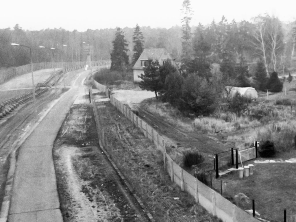 Am Teerofendamm in der Kolonie Dreilinden. Blick Richtung Norden, Aufnahme 1980er Jahre