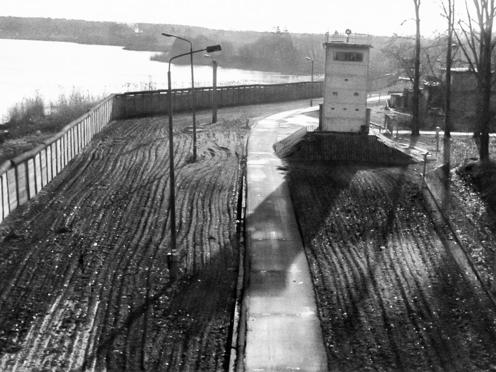 Führungsstelle der DDR-Grenztruppen, Nieder Neuendorf, an der Havel, Aufnahme 1980er Jahre