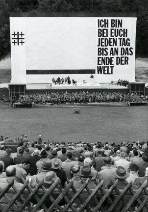 Stunde der Männer in der Waldbühne beim 10. Evangelischen Kirchentag Berlin 1961 vom 19. - 23. Juli 1961