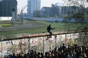 On top of the Wall at Potsdam Square, 11 November 1989