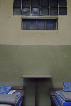 Doppelzelle in der Potsdamer Stasi-Untersuchungshaftanstalt Lindenstraße 54/55; Aufnahme 2006