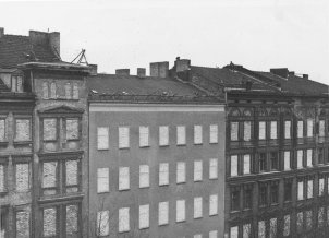 Walled-up windows of houses on Bernauer Strasse, 18 October 1961