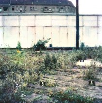 Lothar Fritz Freie, shot at the Berlin Wall and died from his injuries: MfS photo of the site where the bullet casings were found