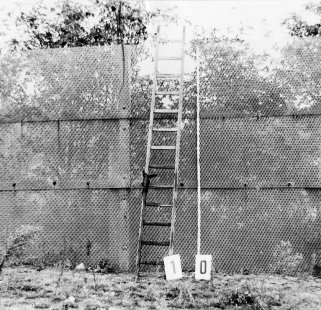 Grenzsoldaten nehmen Verfolgungsjagd zu spät auf: Gelungene Flucht von drei Jugendlichen über den Teltowkanal nach Berlin-Zehlendorf mithilfe einer Leiter, 24. September 1986