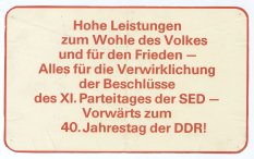 Die offizielle Parole lautet: „Vorwärts zum 40. Jahrestag“ - inoffiziell wird jedoch längst der wirtschaftliche Zusammenbruch befürchtet