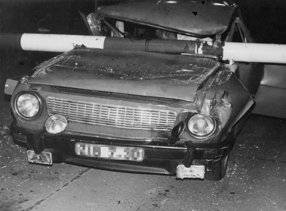 Gescheiterte Flucht eines 27-jährigen Elektrikers mit einem PKW Marke „Skoda“ am Grenzübergang Mahlow zu Berlin-Lichtenrade, 29. Juni 1989