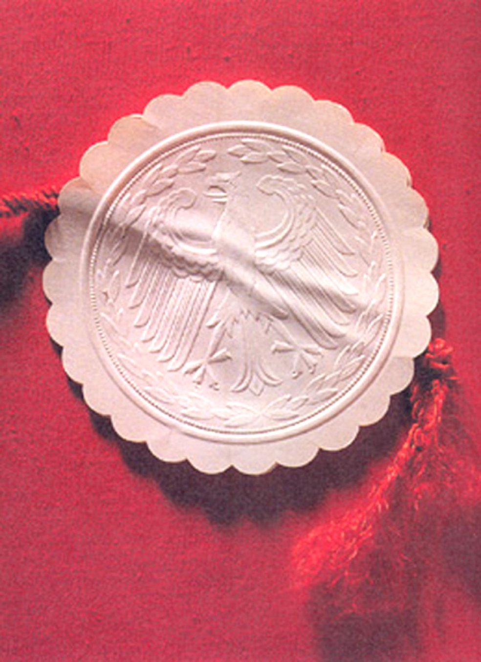 Besiegelt: Am 12. September 1990 wird der Zwei-plus-Vier-Vertrag in Moskau unterzeichnet.