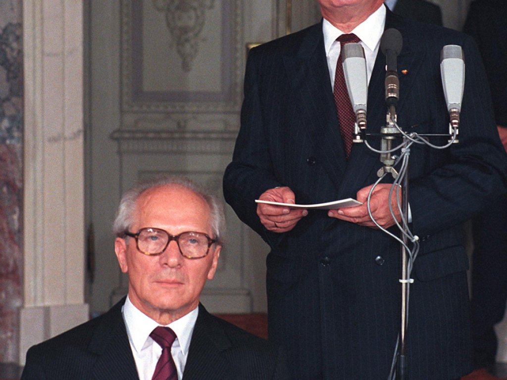 Erich Honecker zu Gast bei Johannes Rau auf Schloß Benrath, 1987