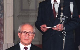 Erich Honecker zu Gast bei Johannes Rau auf Schloß Benrath, 1987