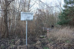 Regenwasserkanal im Todesstreifen der DDR-Grenzanlagen zwischen Mahlow-Waldblick und Berlin-Lichtenrade; Aufnahme 2015