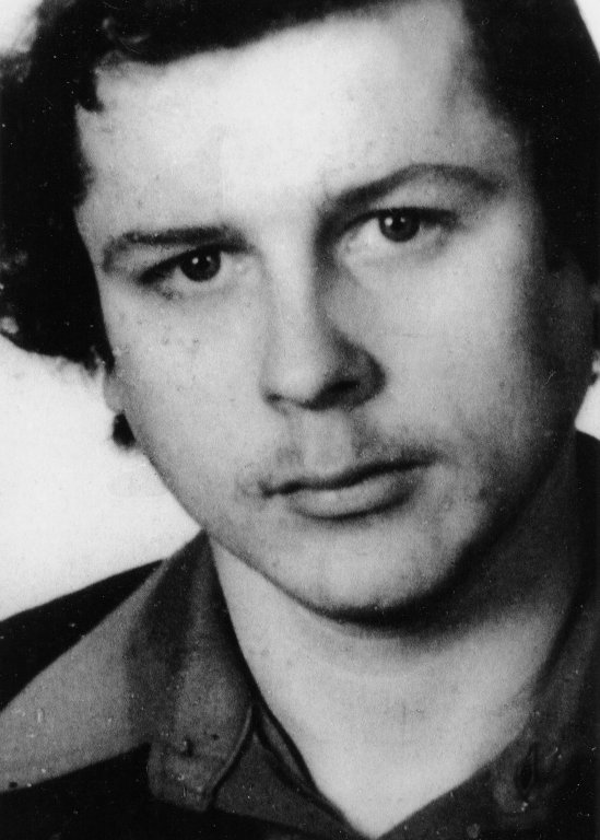 Ulrich Steinhauer: born on March 13, 1956, shot dead at the Berlin Wall on Nov. 4, 1980 while on duty as a border soldier (date of photo not known) Ulrich Steinhauer: born on March 13, 1956, shot dead at the Berlin Wall on Nov. 4, 1980 while on duty as a border soldier (date of photo not known)