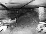 Der Keller als Lager für Baumaterial und Aushubsand: Gelungene Tunnelflucht von Klein Glienicke nach Berlin-Zehlendorf, 26. Juli 1973