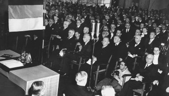 Die Gründung zweier deutscher Teil-Staaten (1949)
