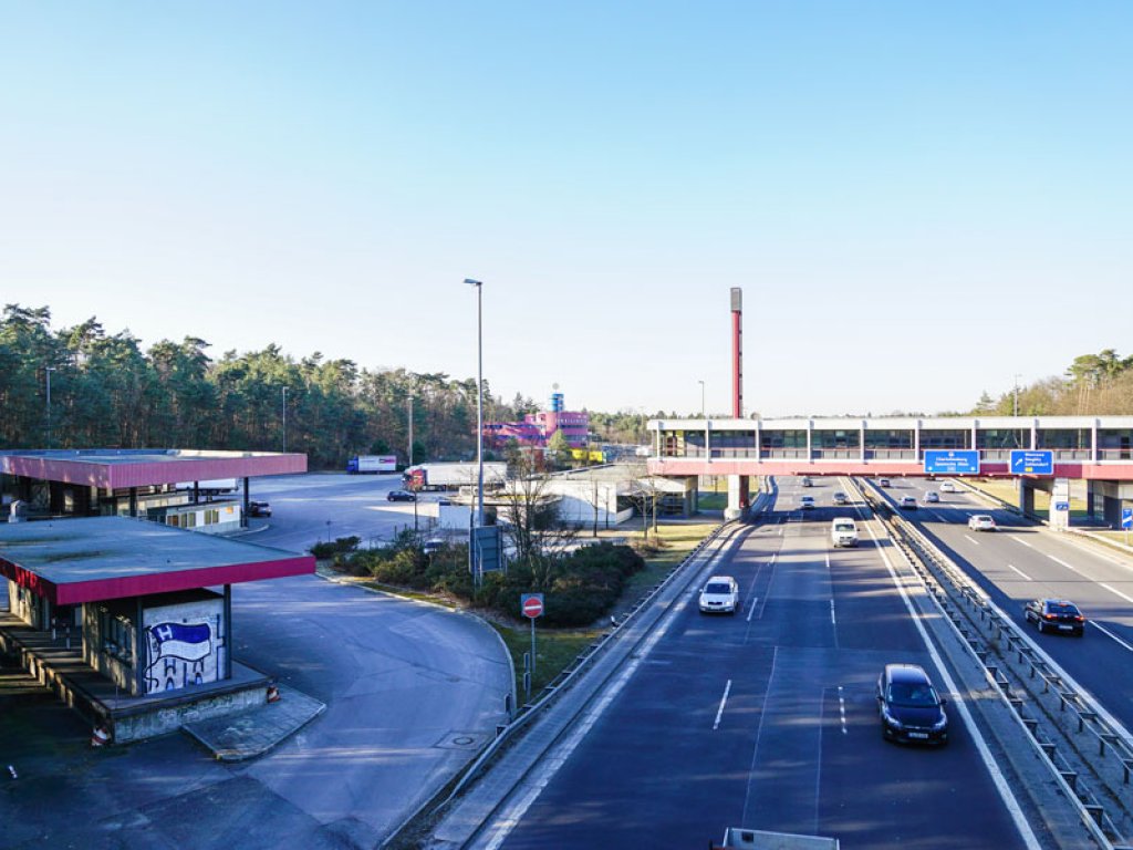 Ehemaliger Grenzkontrollpunkt Dreilinden („Checkpoint Bravo“) in West-Berlin; Aufnahme 2015