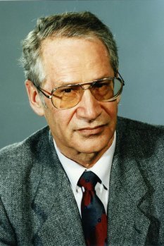 Markus Wolf leitete 34 Jahre die Hauptverwaltung Aufklärung (HVA), den Auslandsnachrichtendienst im MfS der DDR; Aufnahme Dezember 1989