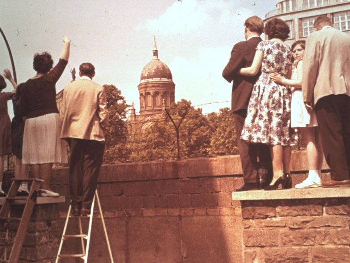 Blick auf St. Michael von Kreuzberger Seite, ca. 1962
