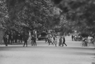 Panzer als zweite Sicherungsstaffel, um Durchbrüche von Ost-Berlinern an die Sektorengrenze zu verhindern, 13. August 1961