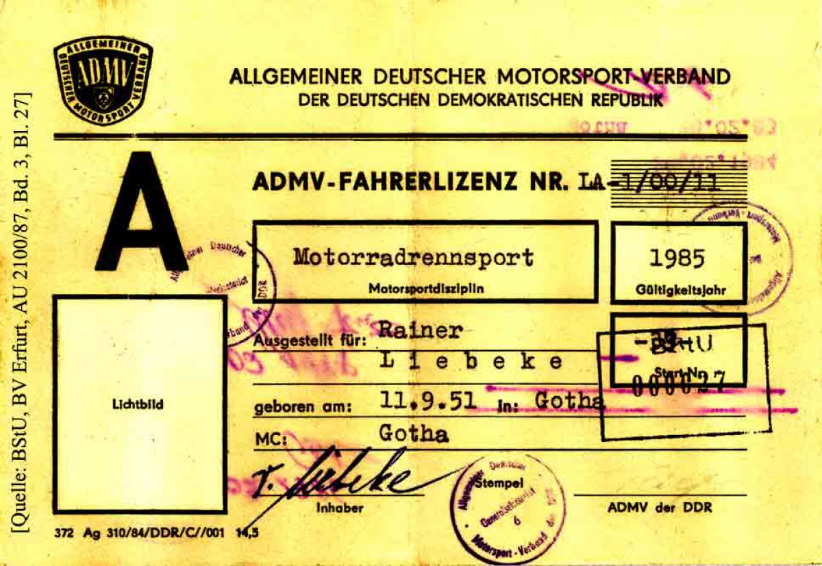Rainer Liebeke, ertrunken im Berliner Grenzgewässer: ADMV-Fahrerlizenz von Rainer Liebeke (Ausstellungsjahr unbekannt) Rainer Liebeke, ertrunken im Berliner Grenzgewässer: ADMV-Fahrerlizenz von Rainer Liebeke (Ausstellungsjahr unbekannt)