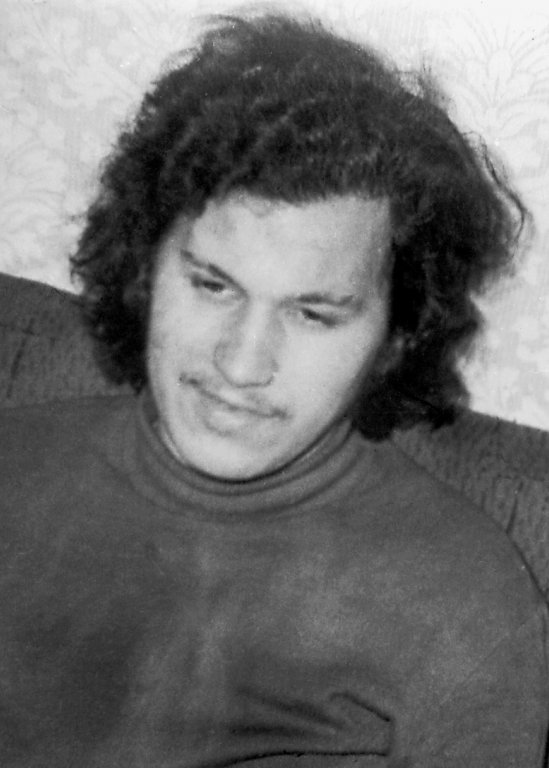 Dietmar Schwietzer: geboren am 21. Februar 1958, erschossen am 16. Februar 1977 bei einem Fluchtversuch an der Berliner Mauer (Aufnahmedatum unbekannt) Dietmar Schwietzer: geboren am 21. Februar 1958, erschossen am 16. Februar 1977 bei einem Fluchtversuch an der Berliner Mauer (Aufnahmedatum unbekannt)