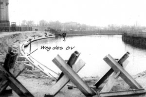 Manfred Gertzki, erschossen und ertrunken im Berliner Grenzgew&auml;sser: Fluchtweg entlang des Spreeufers unmittelbar am Reichstagsb&auml;ude, MfS-Aufnahme, 27. April 1973