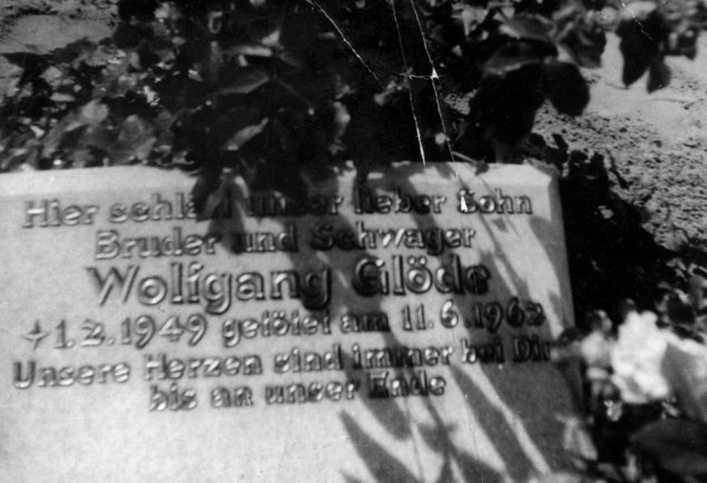 Wolfgang Glöde, shot dead at the Berlin Wall: Grave at the Baumschulenweg cemetery in Berlin-Treptow (date of photo not known)