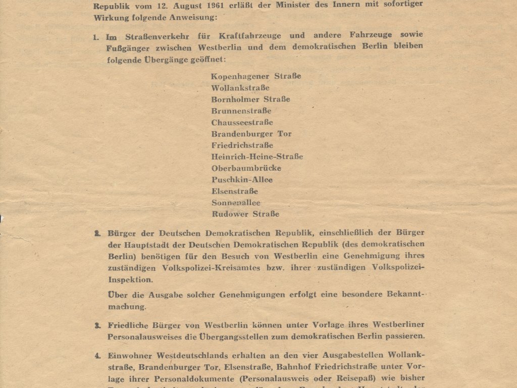 Bekanntmachung des Ministeriums des Innern der DDR über die Sperrung der Sektorengrenze; 12. August 1961