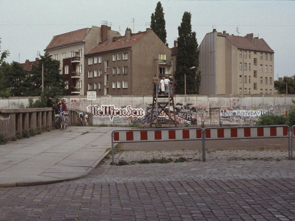 Die Westseite der Lohmühlenbrücke